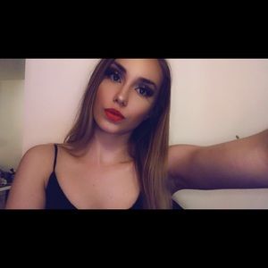 Meet your Posher, Kerri-anne